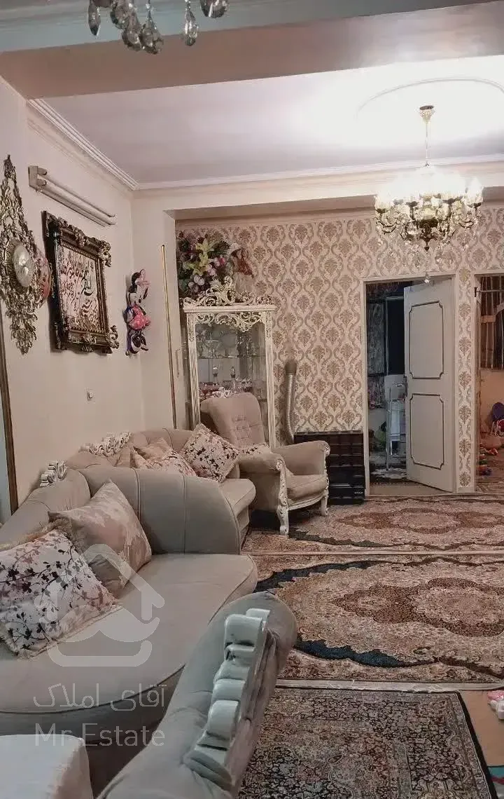 آپارتمان ۶۰ متری ۲ خوابه طبقه ۲ در میدان محمدیه