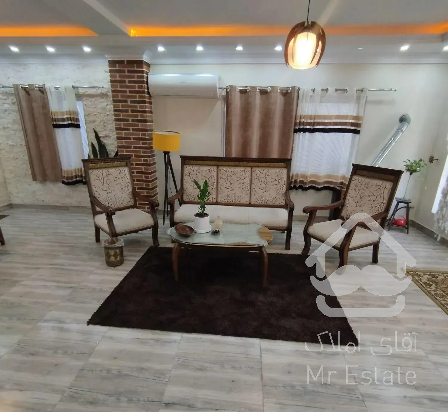 دوبلکس استخردار جنگلی