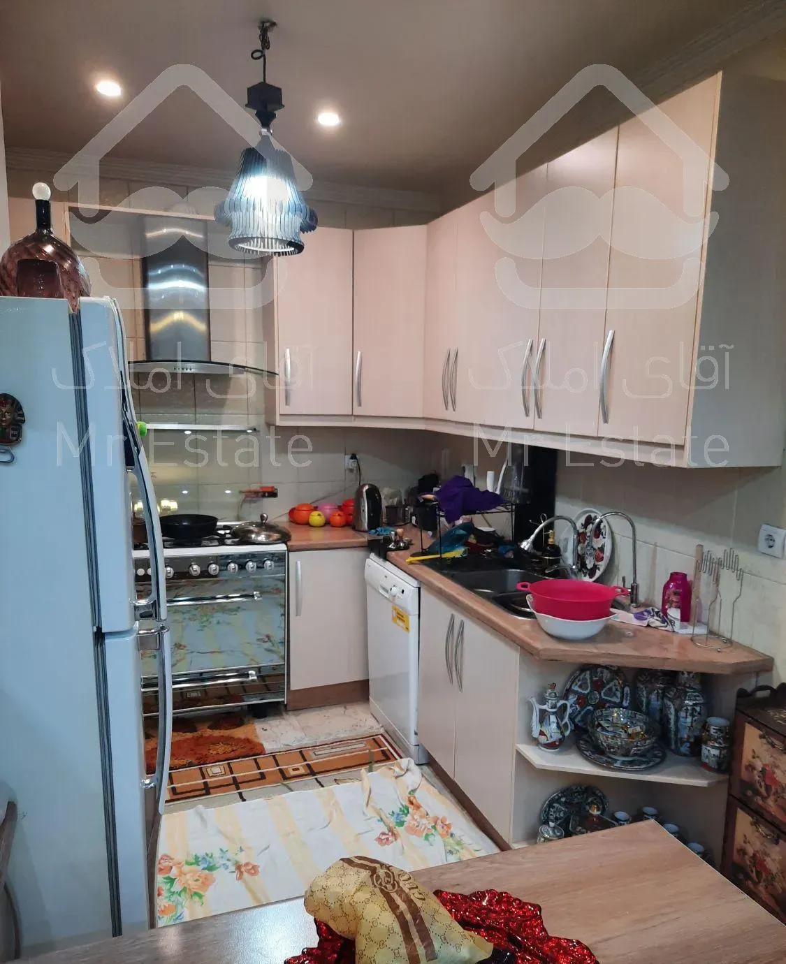 آپارتمان ۹۰ متر طرشت میدان سماء