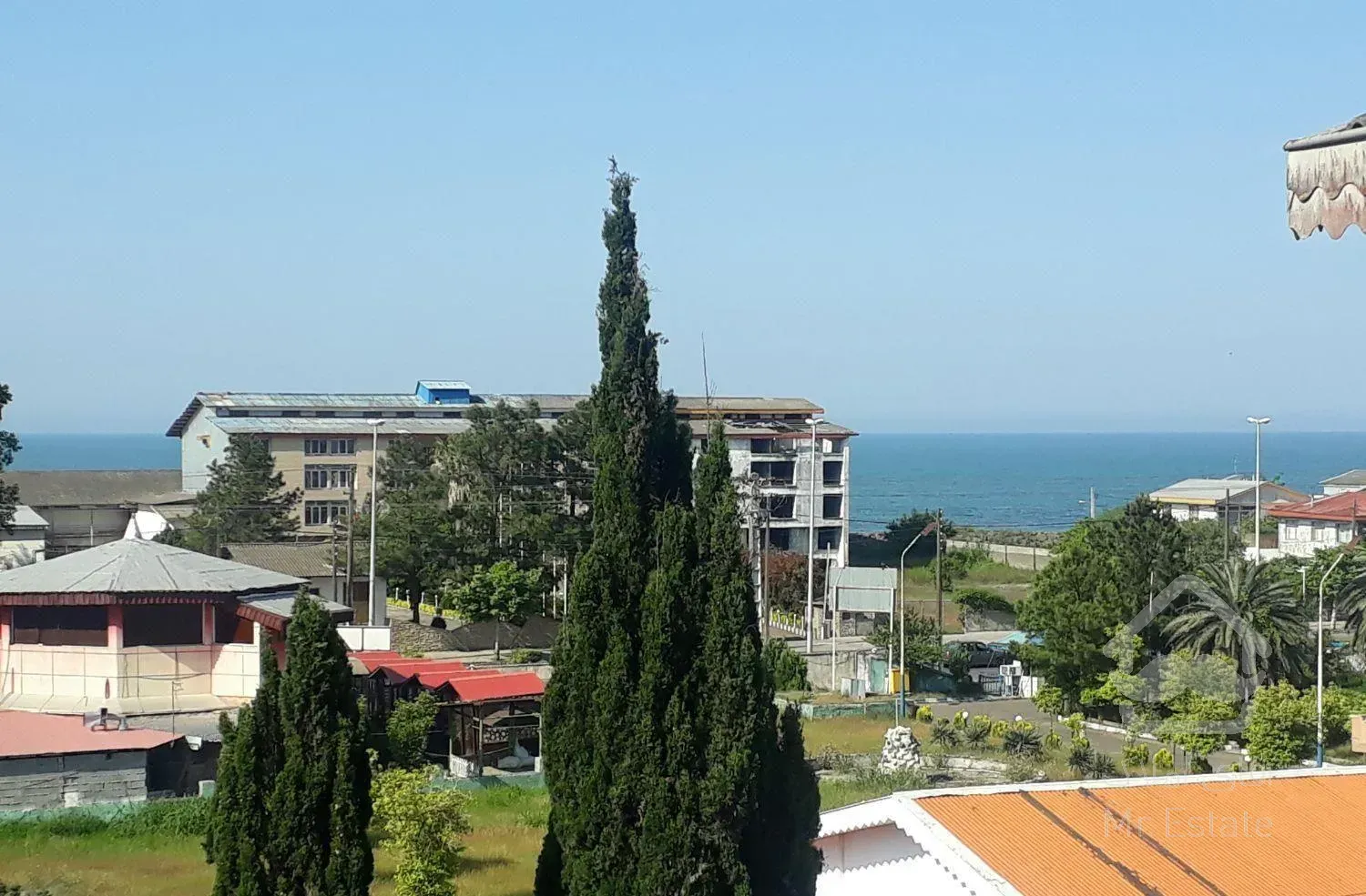 فروش آپارتمان ۹۸ متری ۲ خوابه طبقه ۳