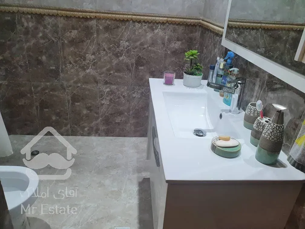 اجاره و رهن آپارتمان اوین 130  متر لاکچری