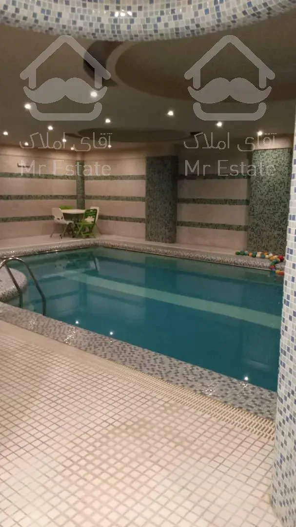 ۲۳۰ متر / ۳ خواب / ۲۴ متری / مارکدار / فول مشاعات / ۲ پارکینگ