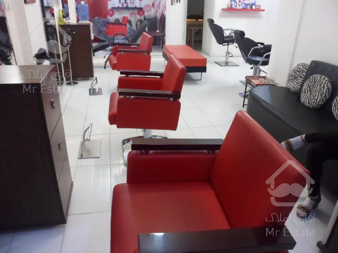 خانه تجاری، اداری، اموزشی، مسکونی در ناحیه صنعتی