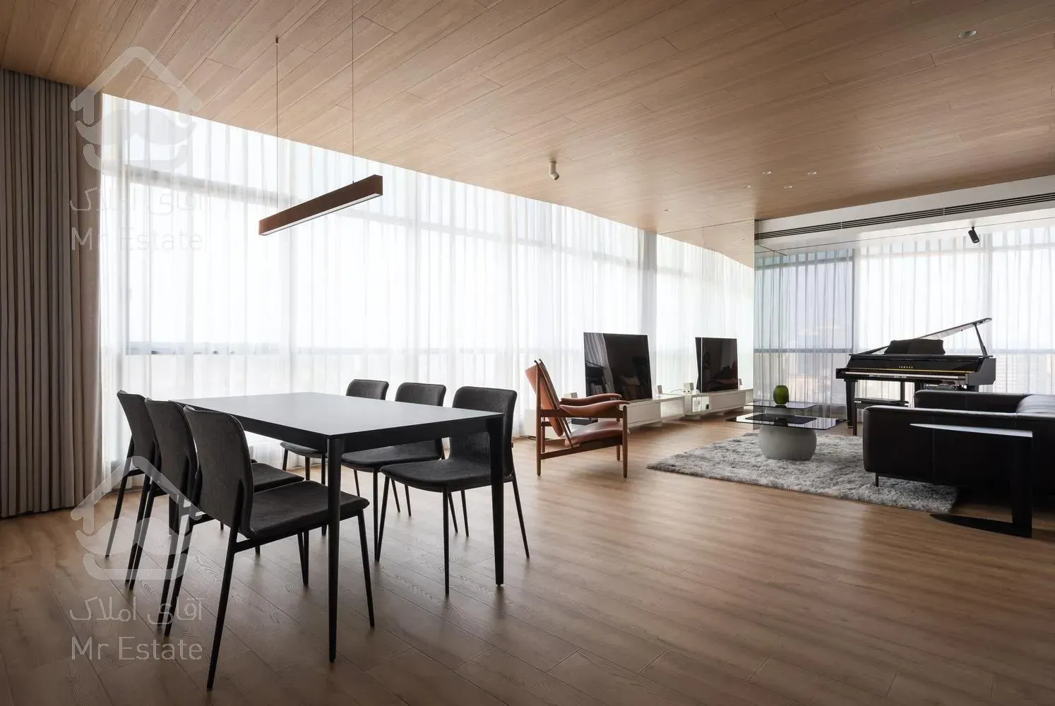 فرمانیه، ۳۰۰ متر برج باغ لوکس