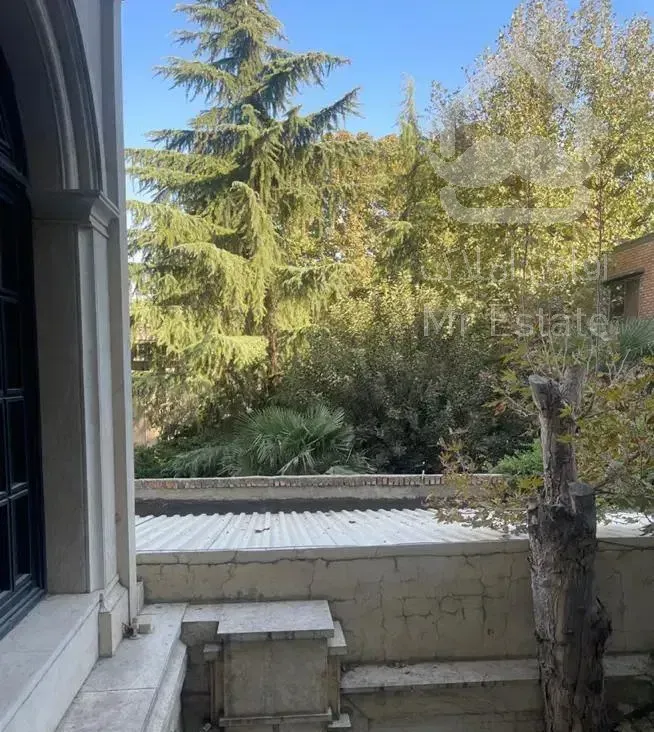 باغ فردوس برج باغ ۲۰۰ متر