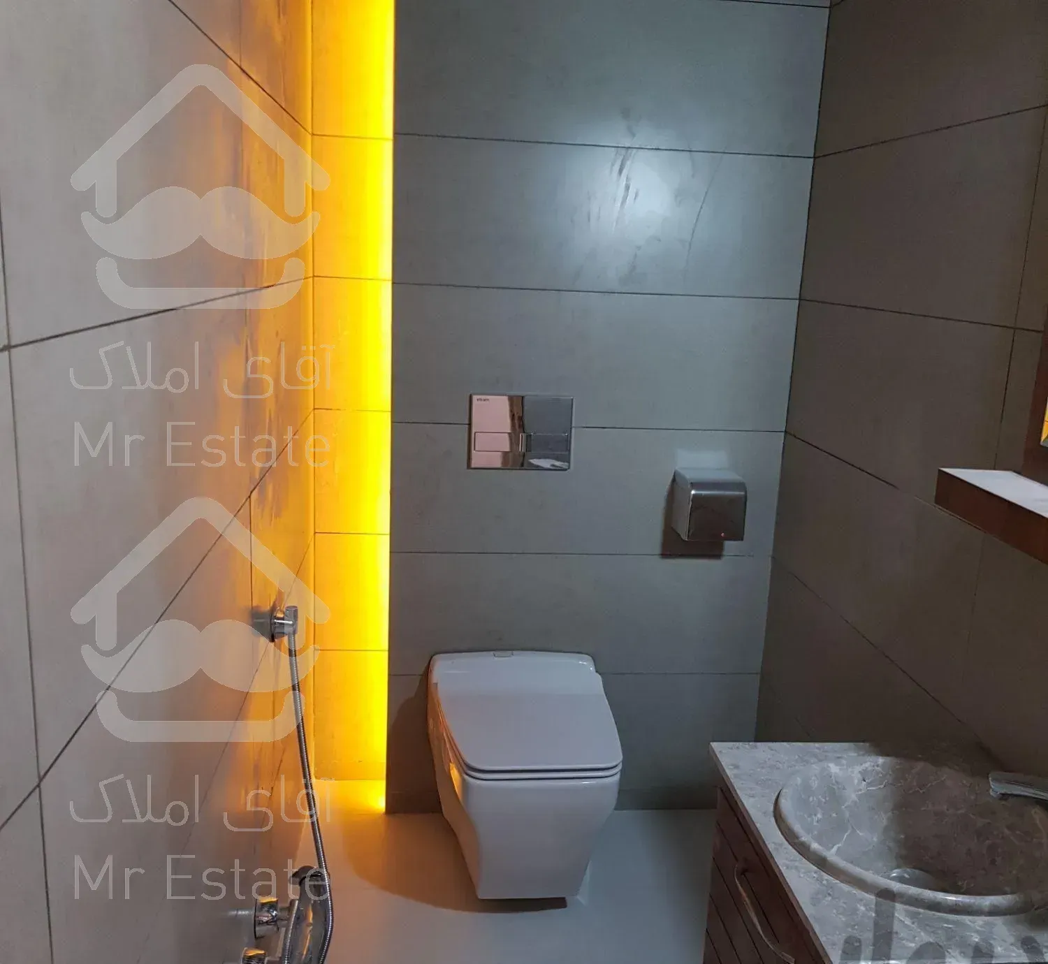 سرامیک کار کاشی گچکار  خورده کاری