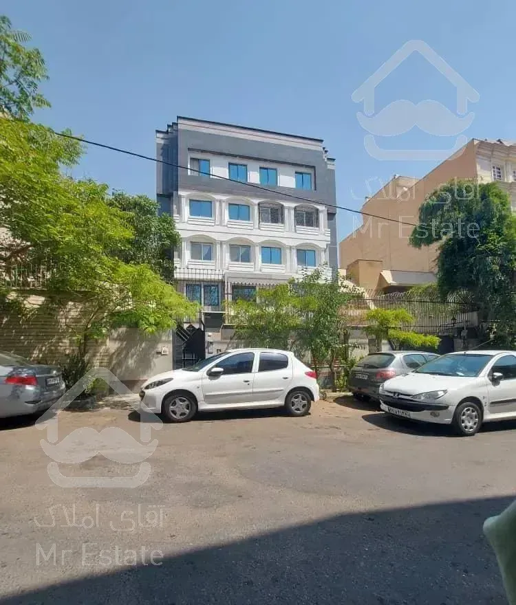 شمال میرداماد ۱۵۰متر ۳خواب تخلیه