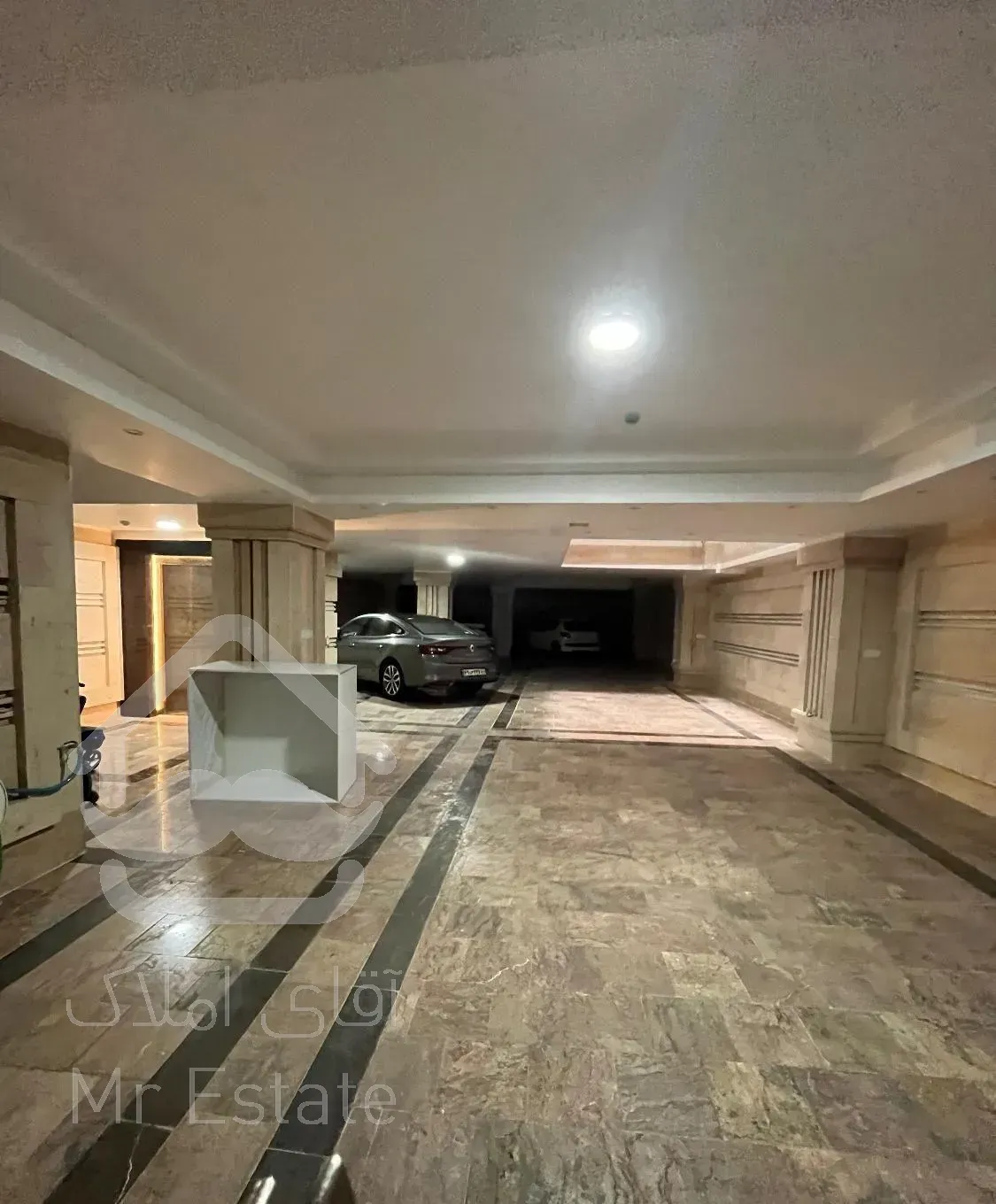 آپارتمان نوساز لوکس ۲۴۱متر نهضت ساری