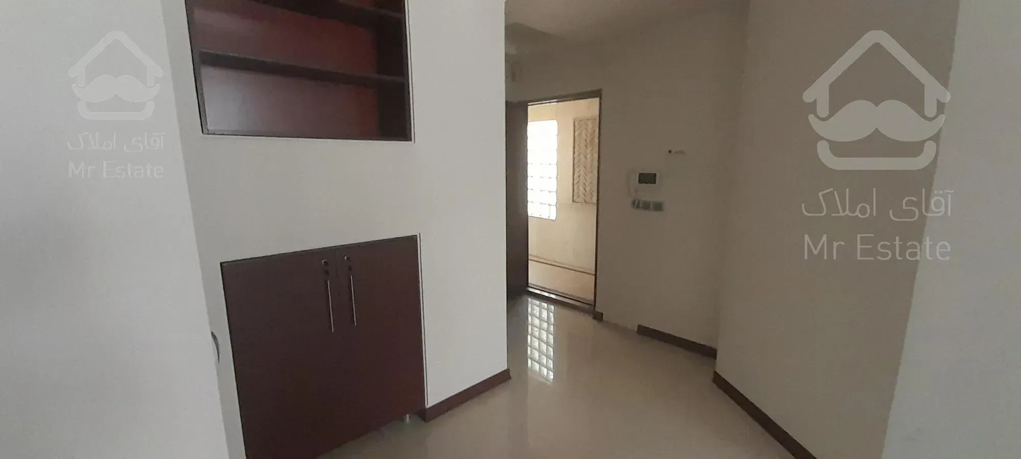 ۶۱ متر موقعیت اداری گاندی خارج از طرح ۱۰ ساله