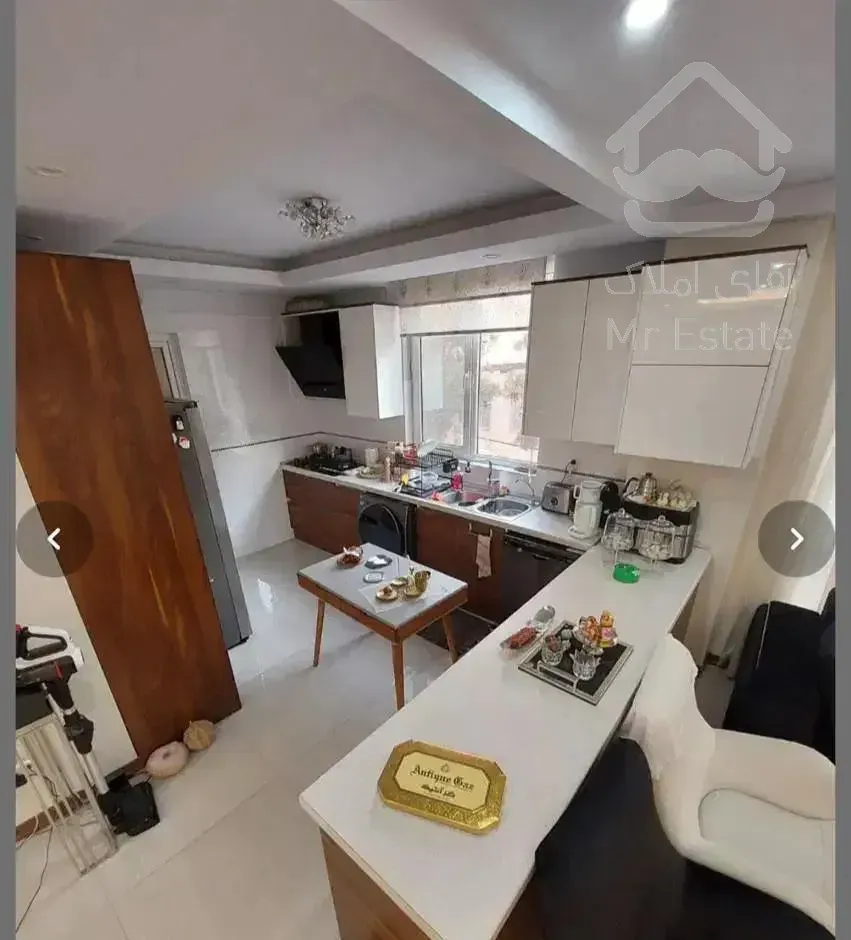 آپارتمان فلکه اول تک واحدی ۱۲۰متری