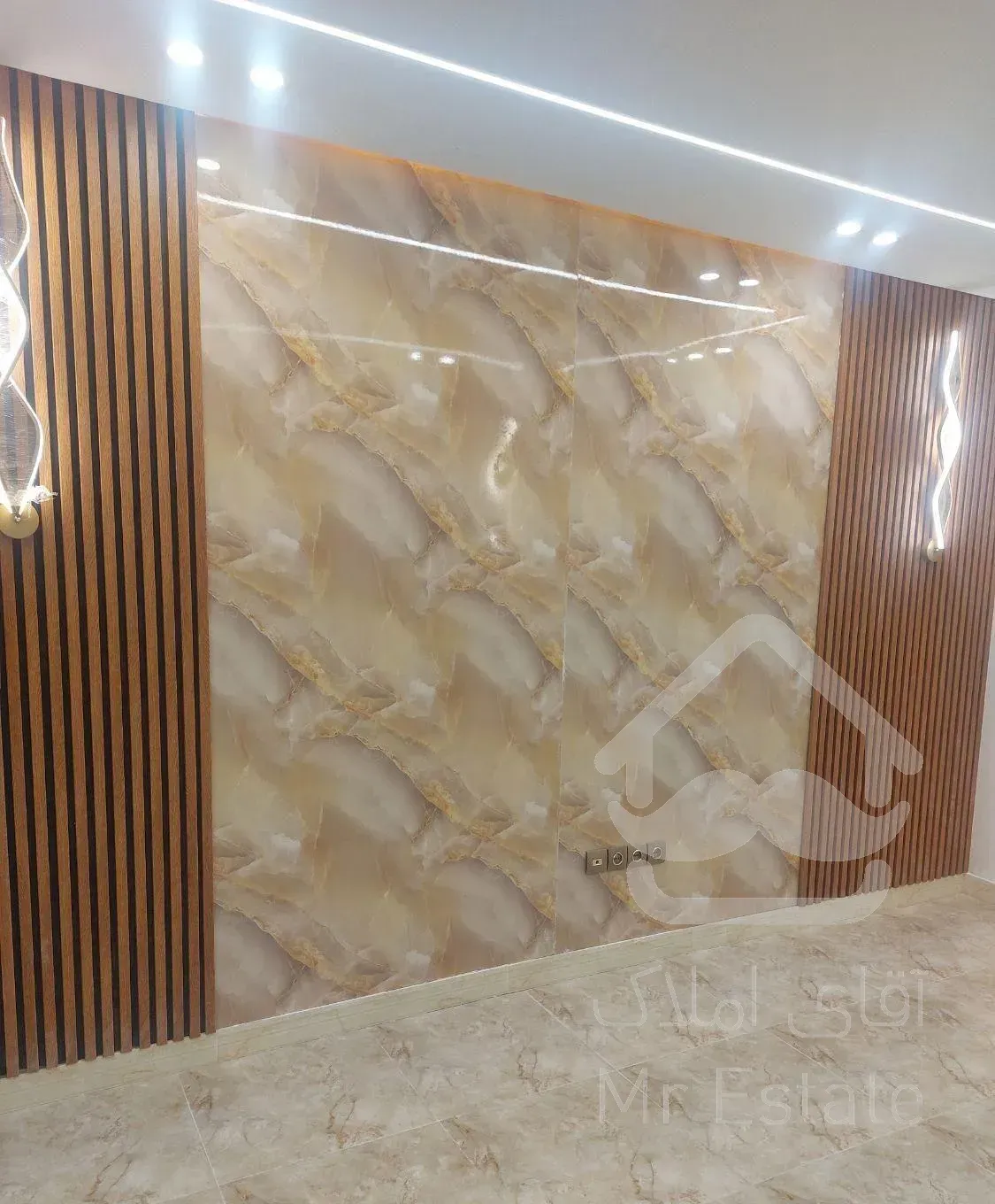 ۵۵ متر نزدیک هنگام