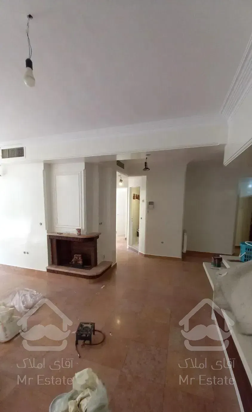 دیباجی جنوبی/۹۰ متر /۲ خواب روبه افتاب/مجرد موجه