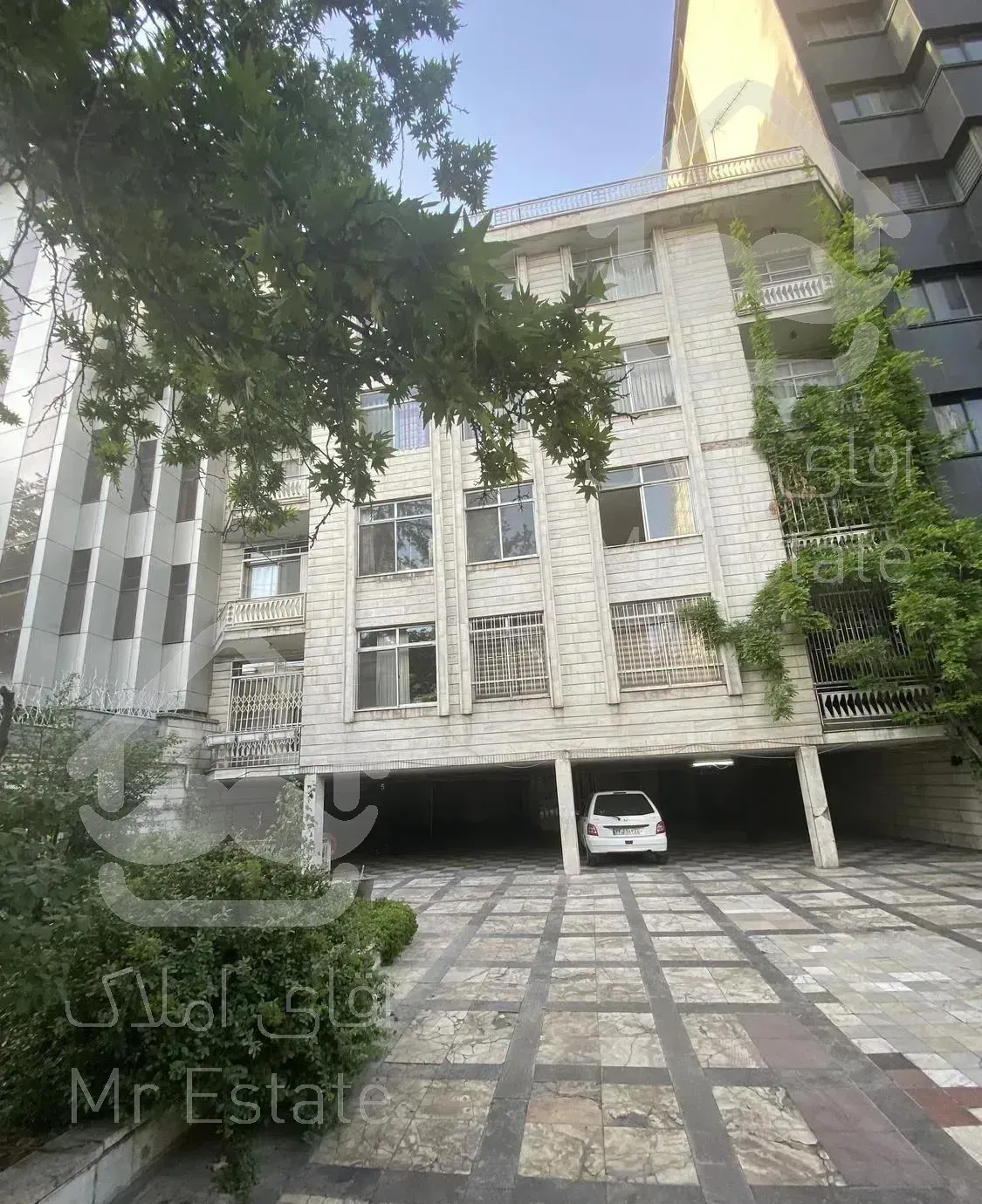 آپارتمان ۱۱۷ متری سه خوابه بر ظفر بدون واسطه