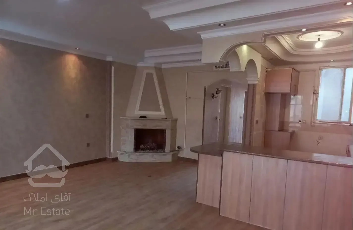 رهن و اجاره واحد ۱۱۰ متری آلاله شرقی