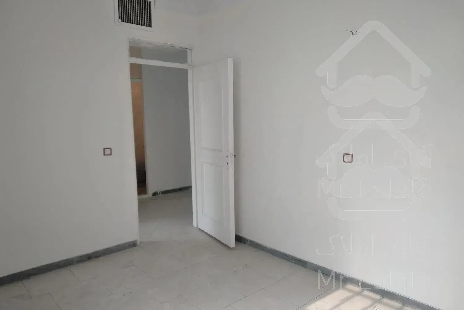 متر 110 دوخوابه بنی هاشم شیک