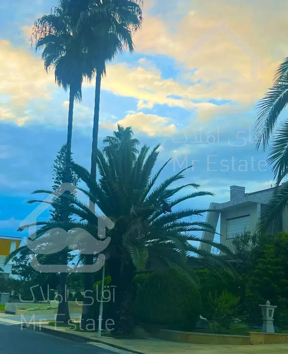 ۱۰۰۰ متر ویلا /خزرشهر جنوبی بافت قدیم /