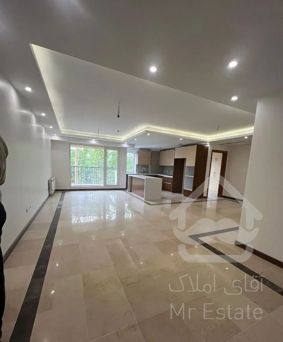 اپارتمان 140متر نوساز دوکله با 2 بالکن قابل چیدمان