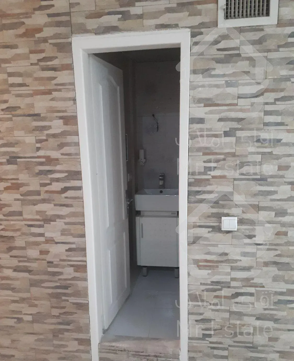 اپارتمان ۹۰متر تک واحدی