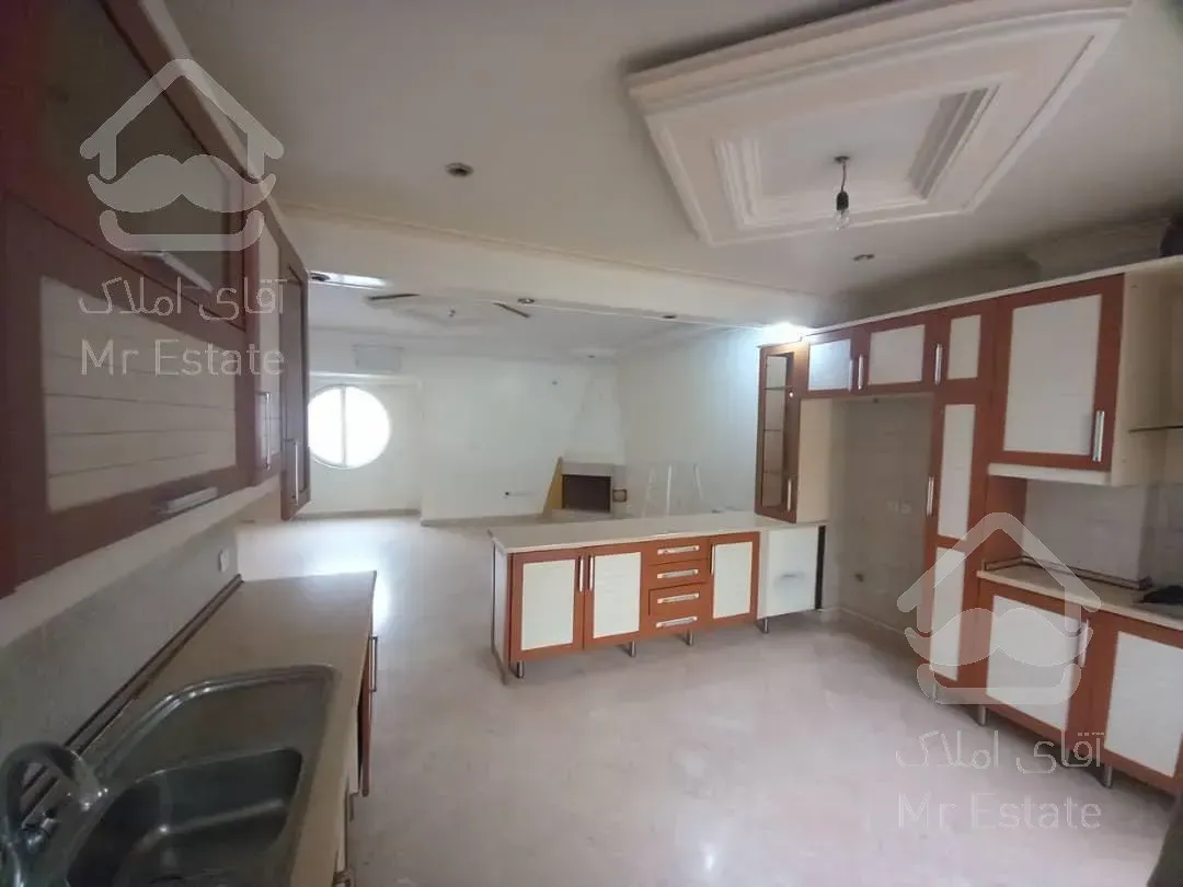 105 متر / دو خواب / بهتریت فرعی منطقه / زیر قیمت