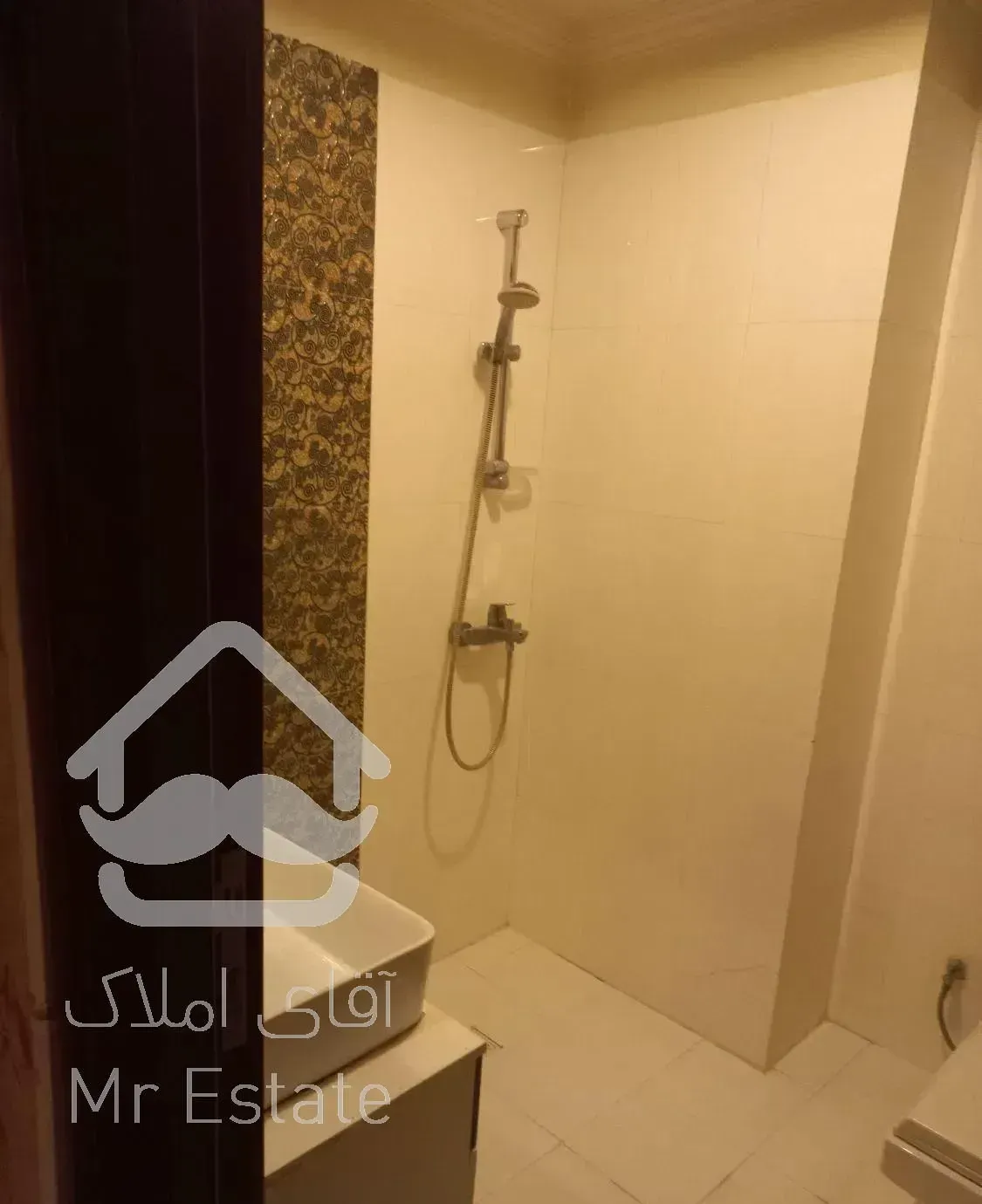 اپارتمان ۱۷۰ متر دروس محسنیان