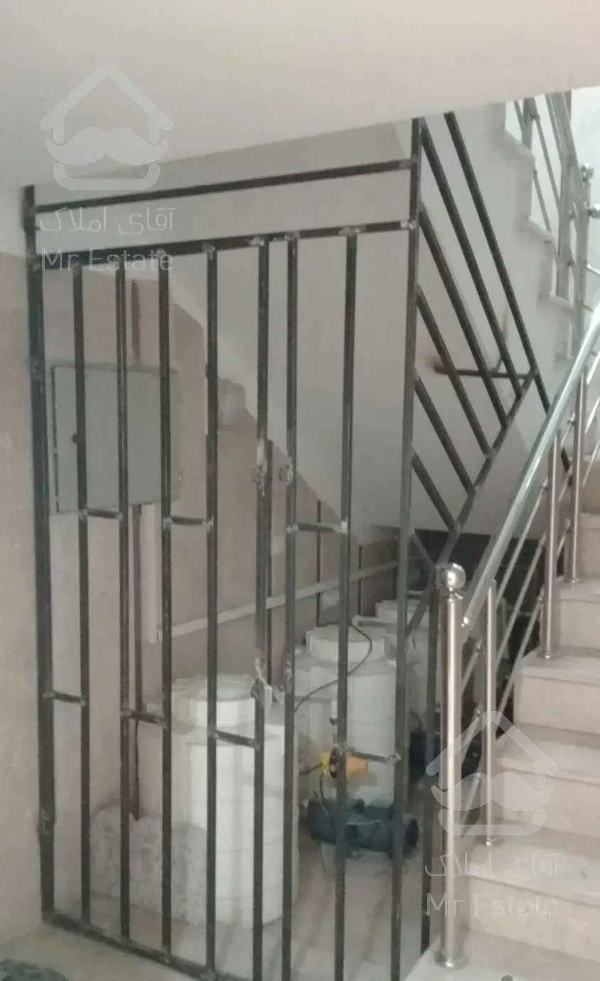 اهنگری جوشکاری نرده پله حفاظ درب ریلی انباری سقف