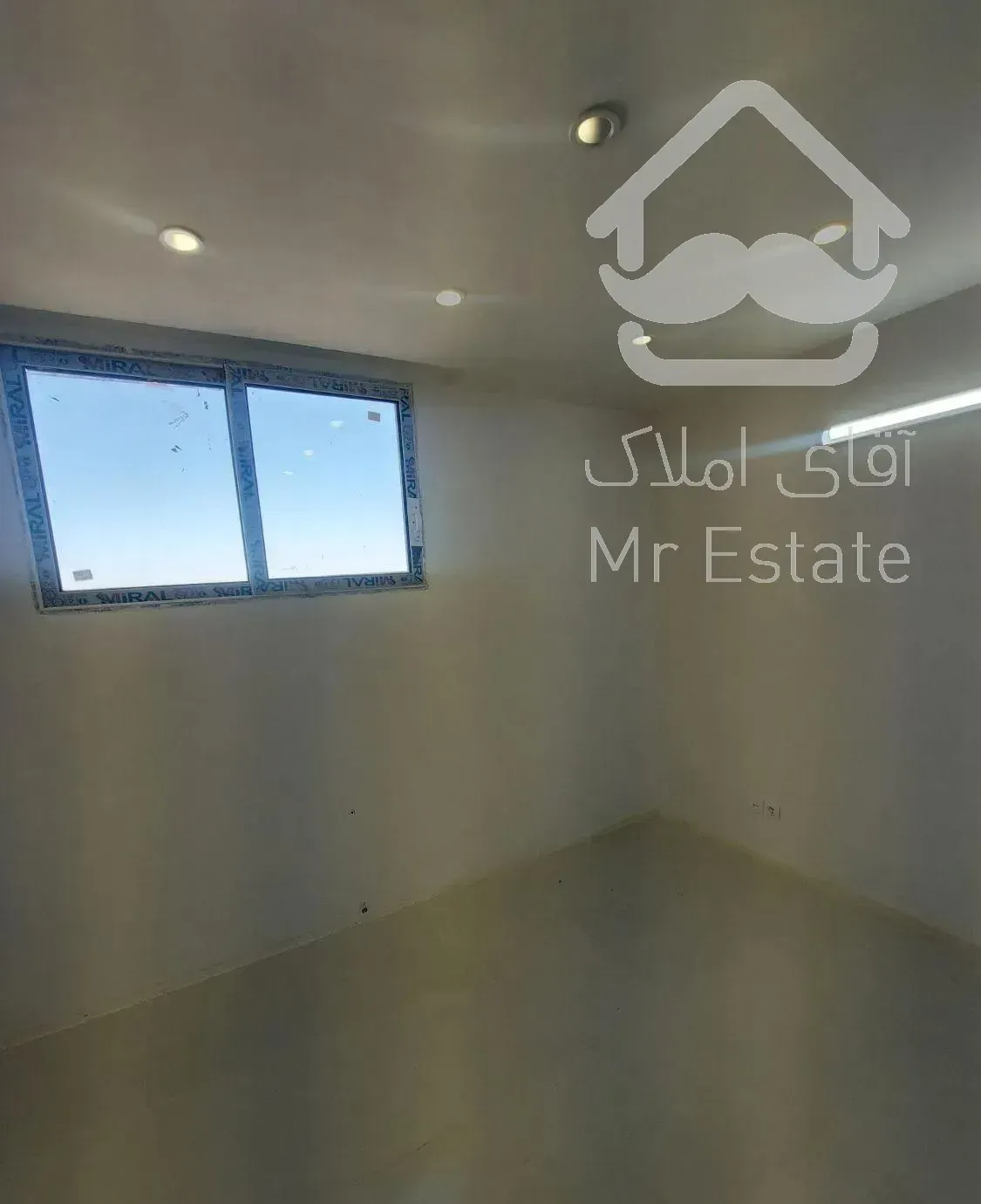 145 متر/جنوبی/بالکن سراسری/لوکیشن برند