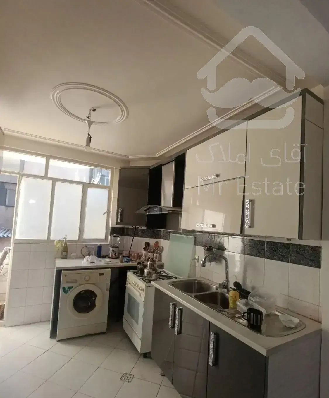 ۵۰ متری/ پرستار خوش نقشه / به قیمت رسیده