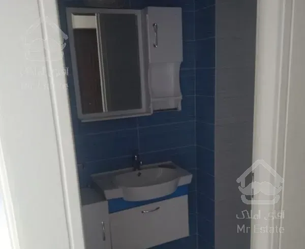 طبقه آخر-۹۰متری دو خواب-ویو دریاچه