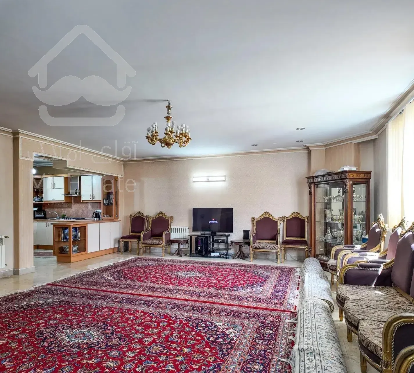 آپارتمان۱واحدی۲طرف نور ۱۴۰متر خیابان کاوه