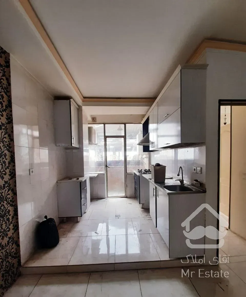 53 متر طبقه 5 با آسانسور و پکیج و کولر گازی