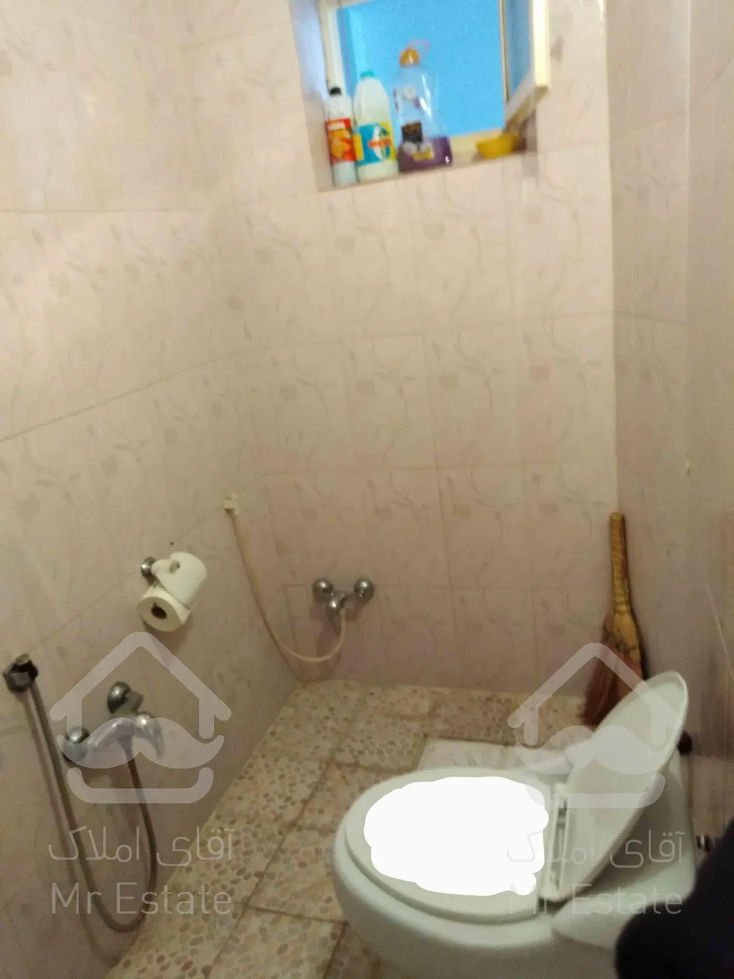 منزل فروشی دو طبقه مسکونی