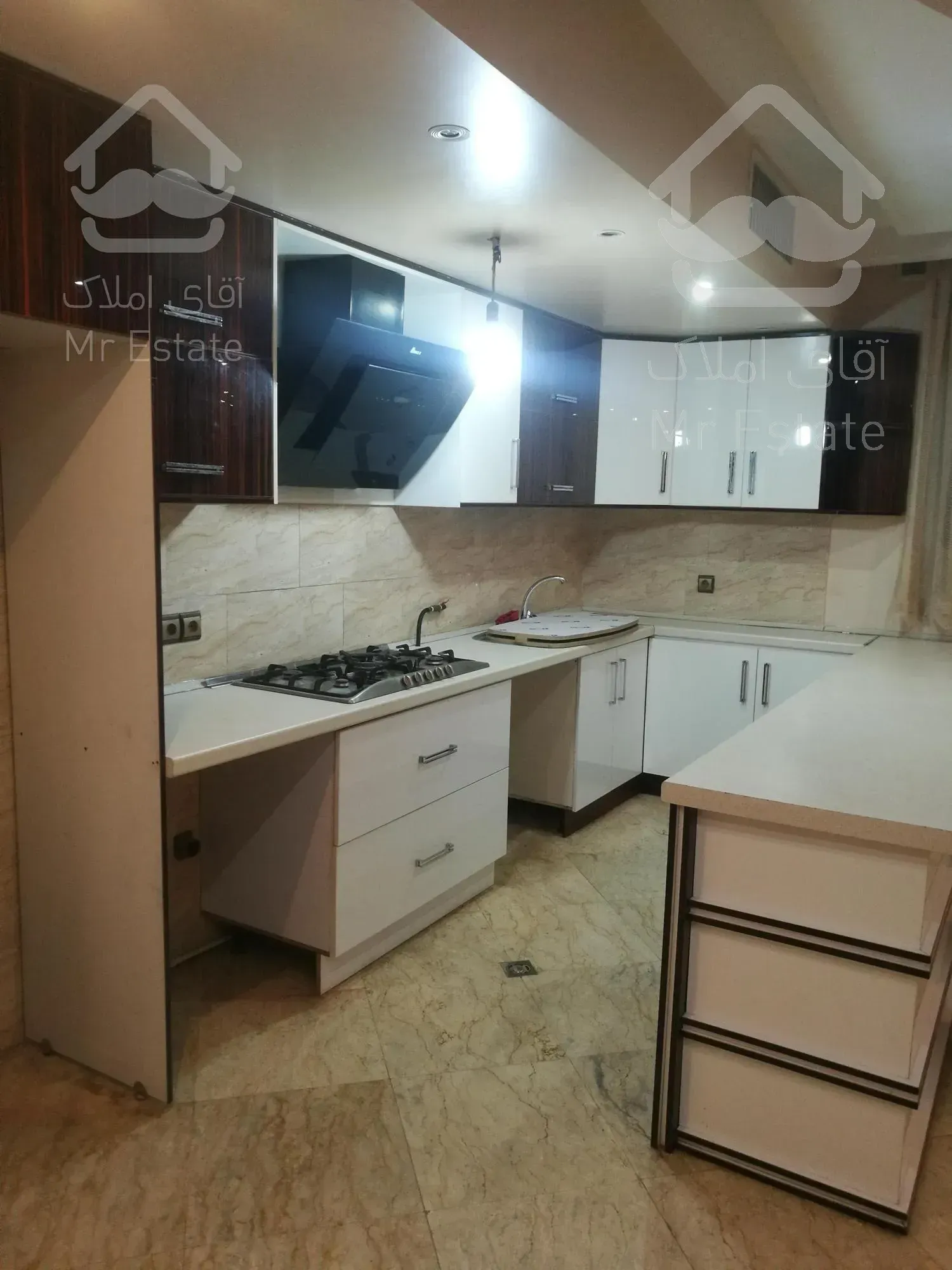 رهن و اجاره 3 خواب تکواحدی آکواریوم