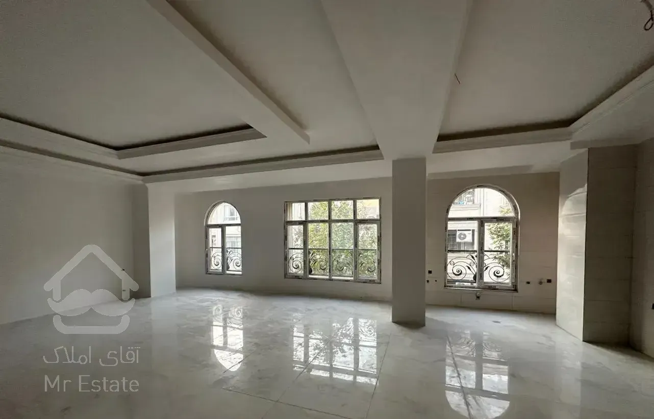 173 متر/ تکواحدی/ آراسته نزدیک انقلاب