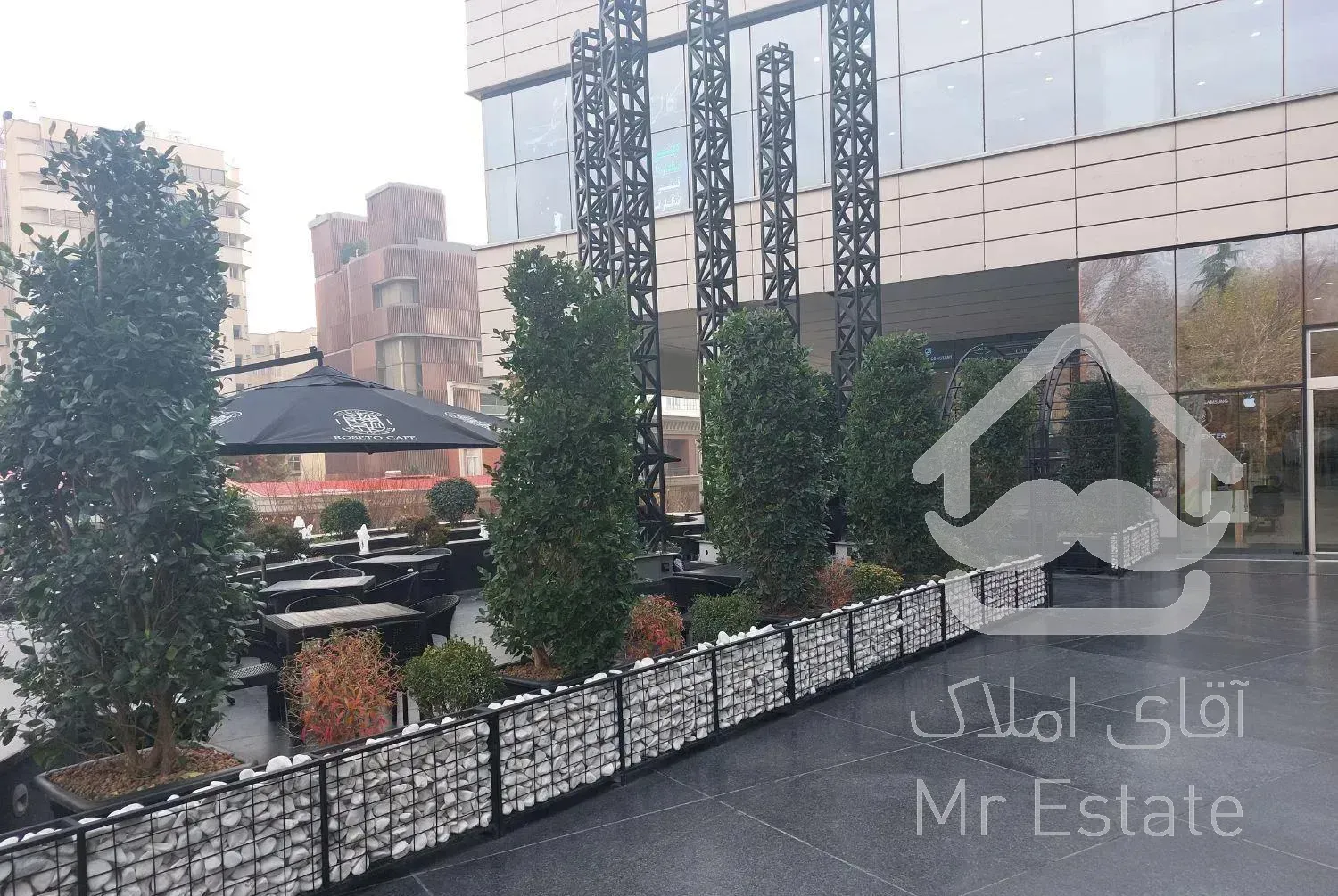 اجاره مغازه ۹۷ متر اطلس مال نیاوران