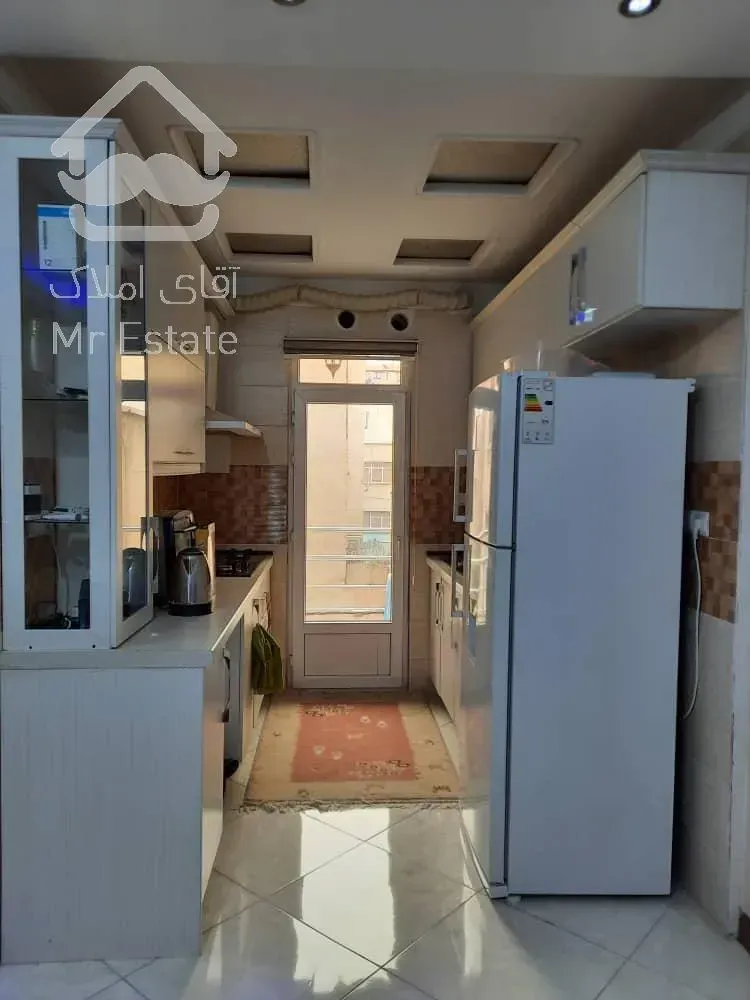 آپارتمان ۴۰ متری ۱ خواب،وام دار،قابل رهن،سال ۹۵،لوکیشن هاشمی