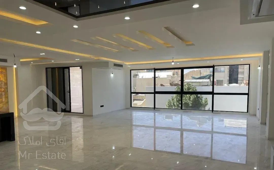 نظر /استخر و سونا/۳ خواب/۲۳۰ متر