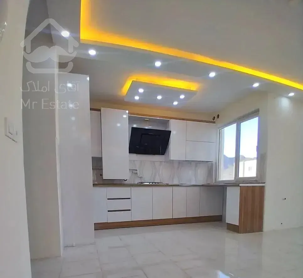 ۵۹ متر / طبقه اول / پارکینگ موتور/ انباری / بالکن