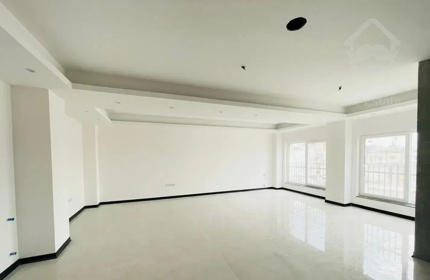 ۱۵۰متر خاص/نورگیری عالی/اول قائم