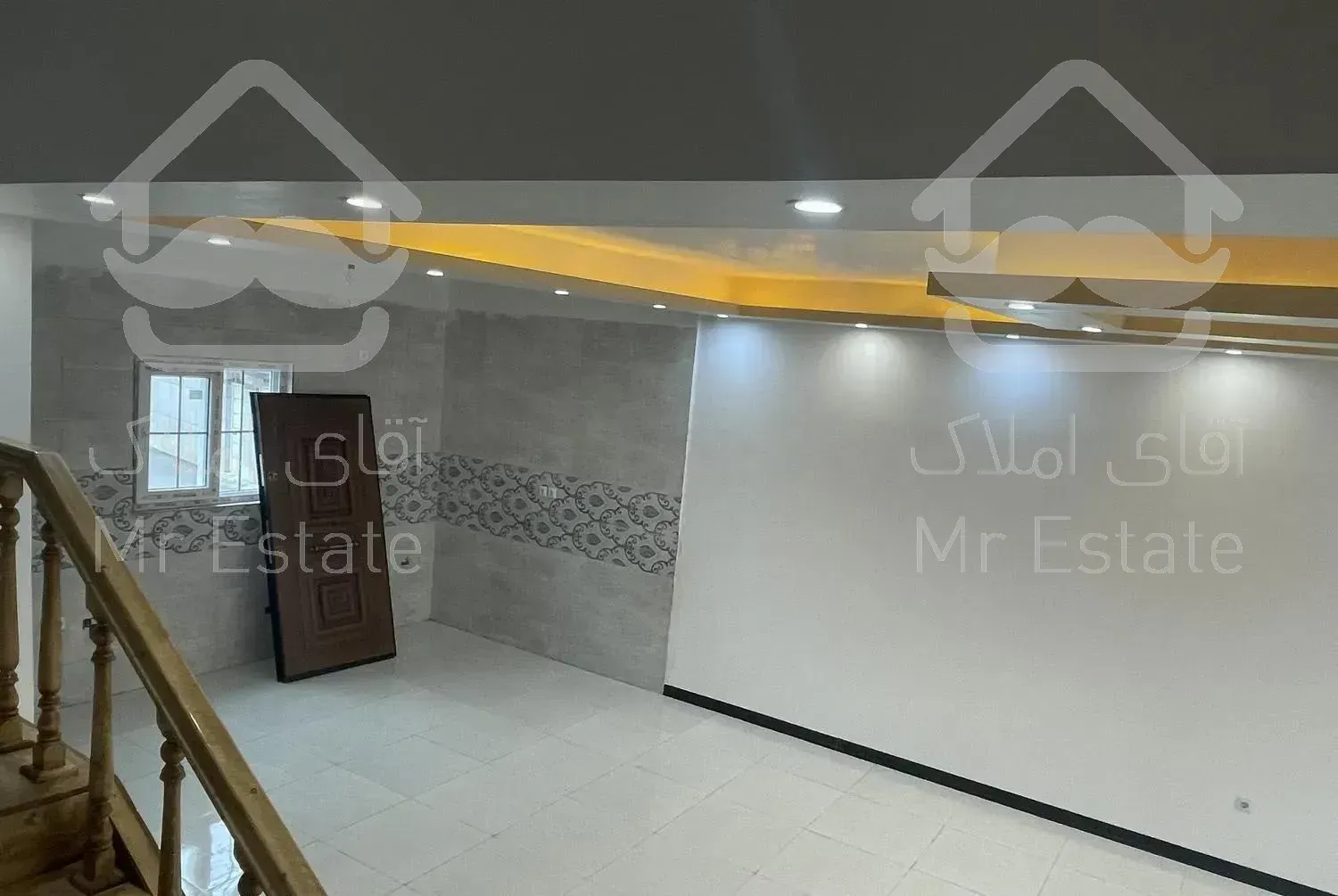 ۱۴۰ متر نیم‌‌ پیلوت ، امیرکلا سه راه سجادی