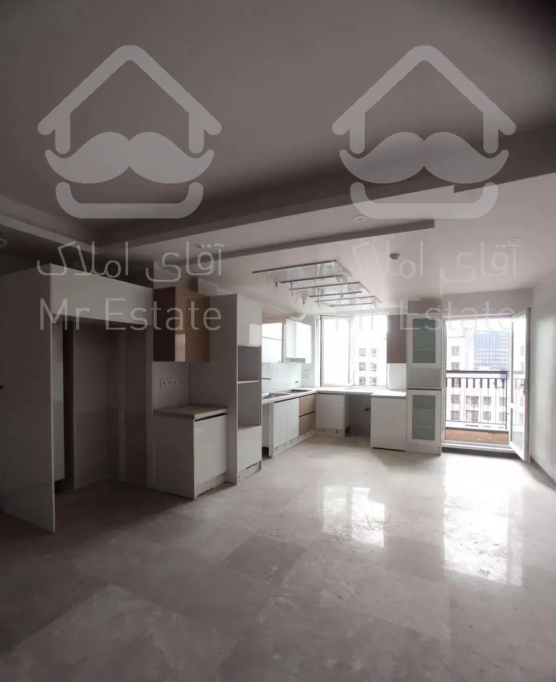 ۱۲۲ متر/ سه خواب/ بلوار فردوس غرب