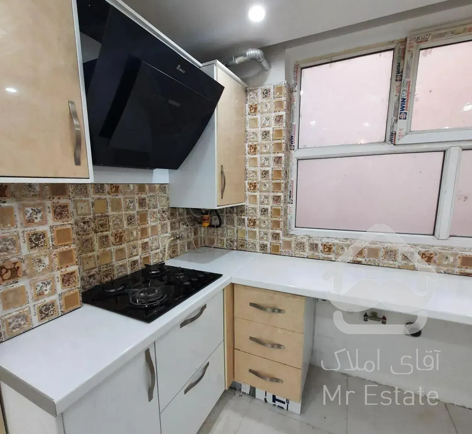 ۶۳متر اشرفی اصفهانی/ ۴ساله طبقه۶/ اعیان نشین