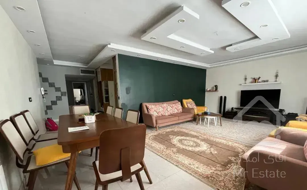 واحد ۱۰۵ متری فول بهترین لوکیشن