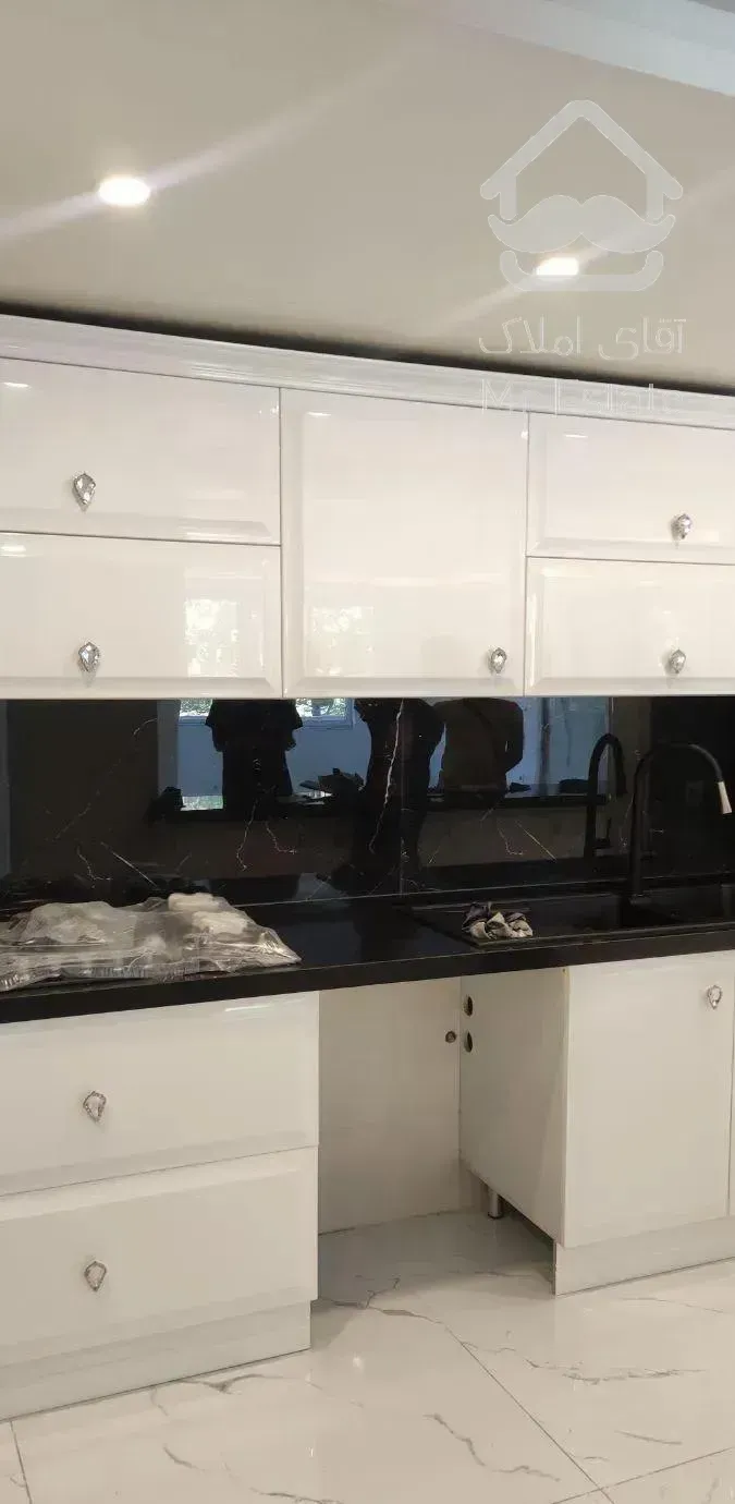 فروش آپارتمان 105 متری در دیپلمات نشین ولنجک