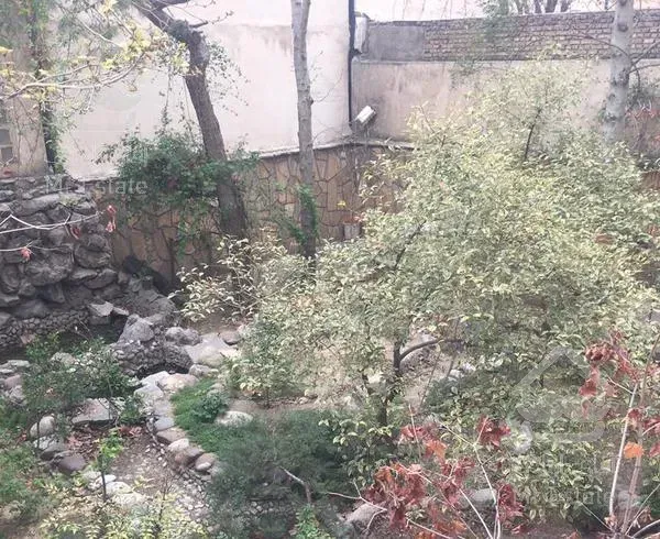 فرمانیه خانه ۳ طبقه دنج