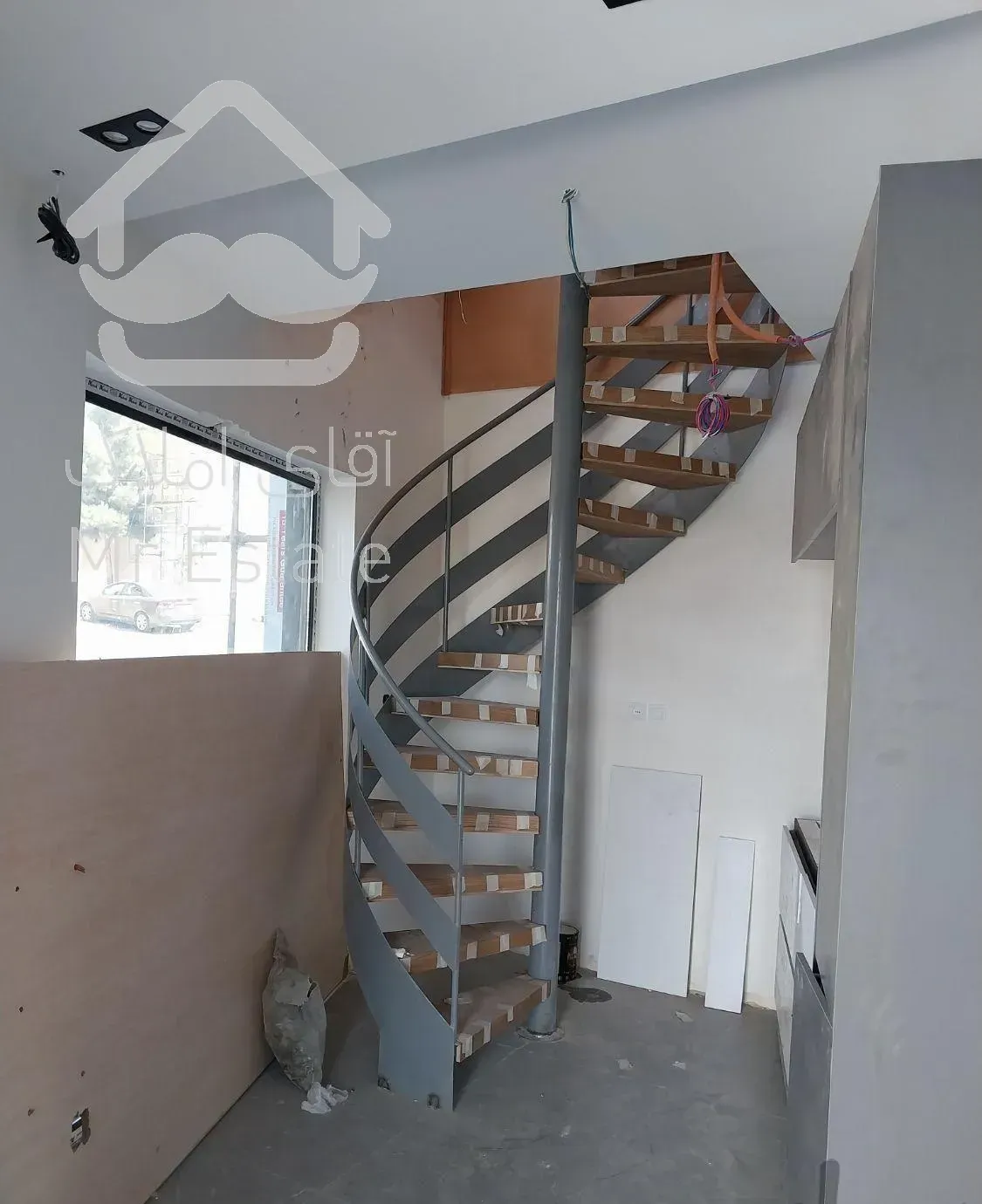 پله گرد پله پیچ نرده پله درب حیاط گنبد پله دوبلکس