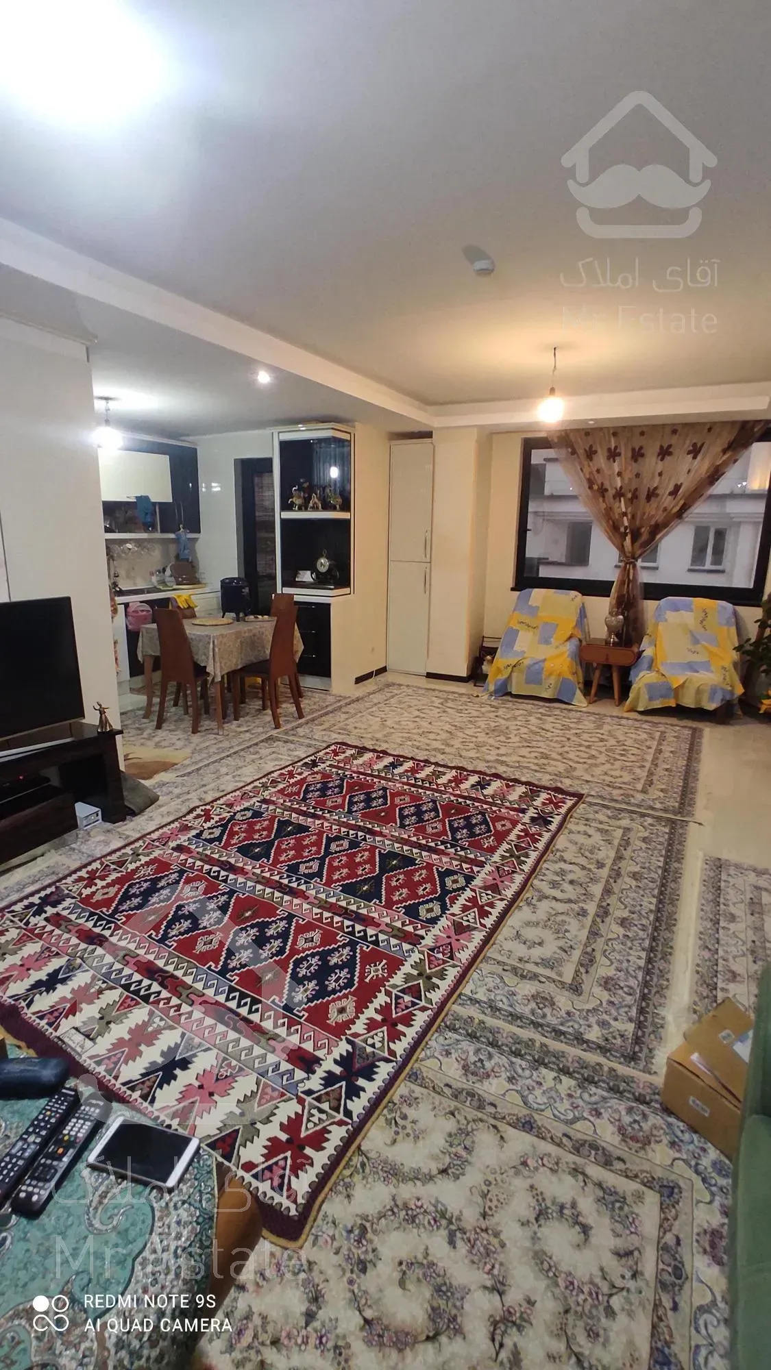 100 متر برج زیتون رو به روی مرکز خرید طوبی