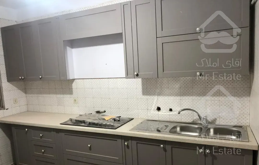 آپارتمان 135 متری دو خوابه واقع در سعادت آباد