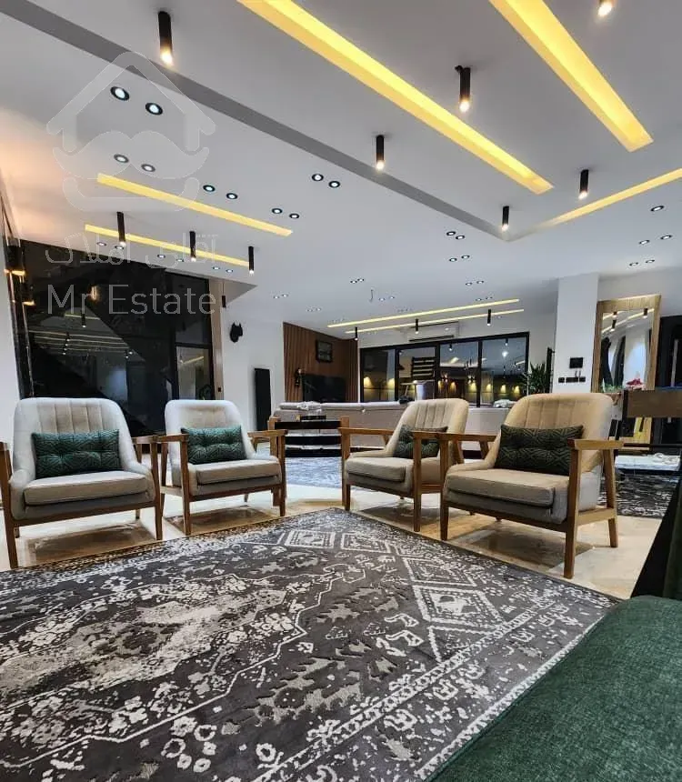 آپارتمان دو خواب/ خ دکتر حسابی/ صفر /دو کله/