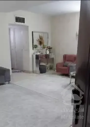 آپارتمان ۸۳ متر ۲ خواب