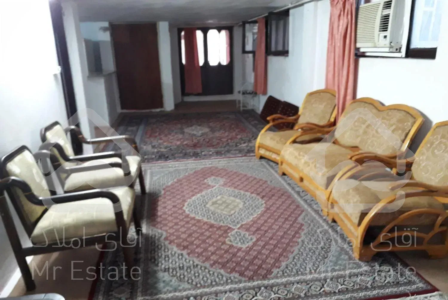 با امکانات کامل نزدیک بازارچه ساحلی و دریا